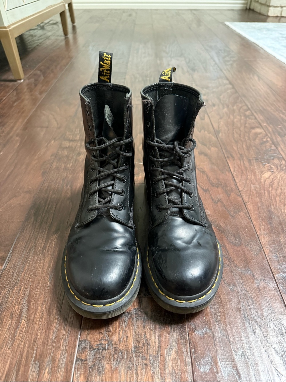 Dr. Martens 1460 Smooth Leather 8-Eye Boots | Black | Women’s Size 9